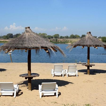 Howard Johnson Resort&Convention Center Ezeiza Exterior foto