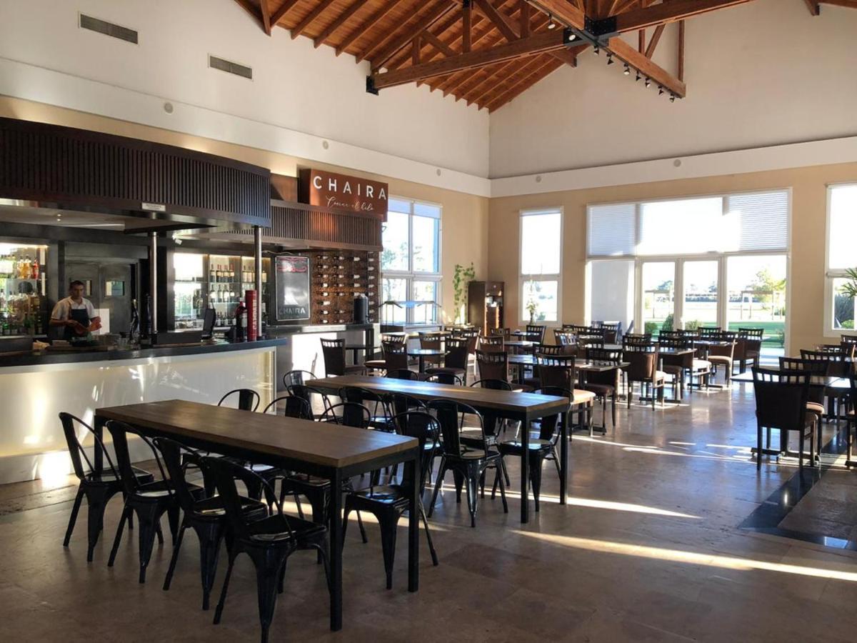 Howard Johnson Resort&Convention Center Ezeiza Exterior foto