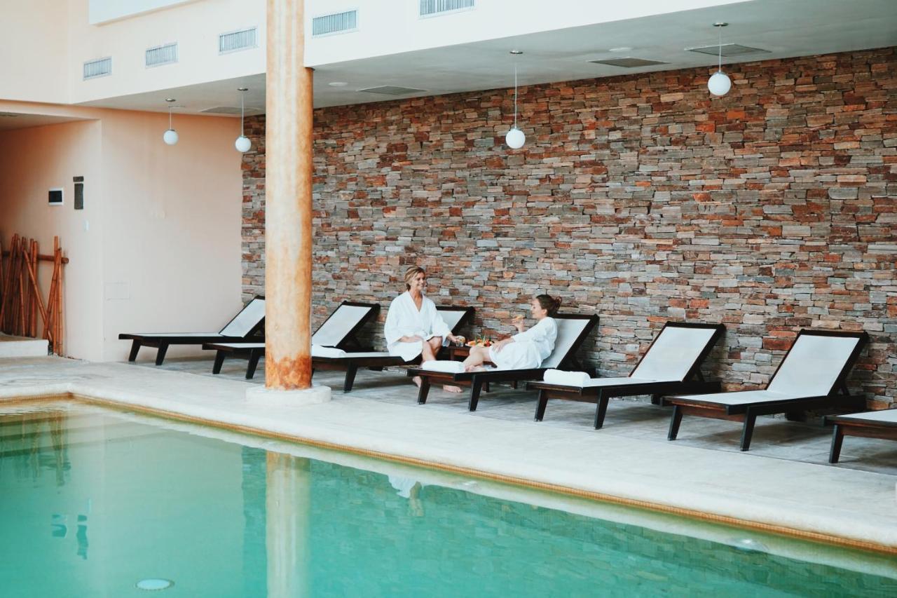 Howard Johnson Resort&Convention Center Ezeiza Exterior foto